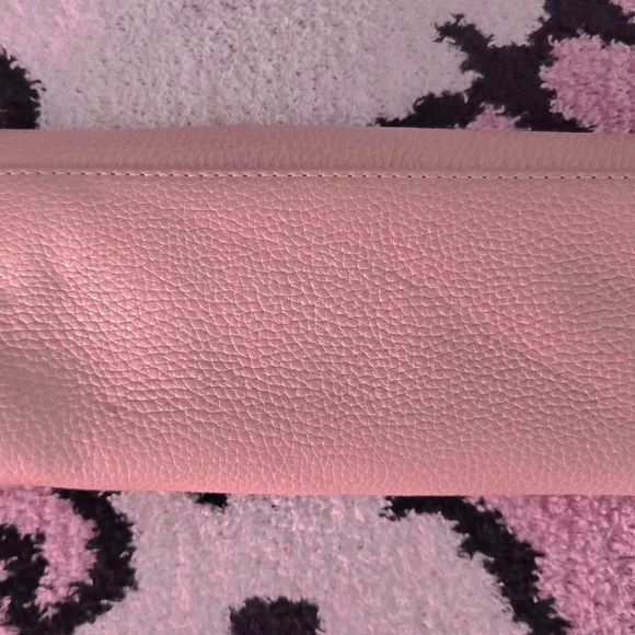 💥FINAL PRICE DROP💥💫Vintage Michael Kors "Continental" Pink Wallet💫 - Picture 2 of 4
